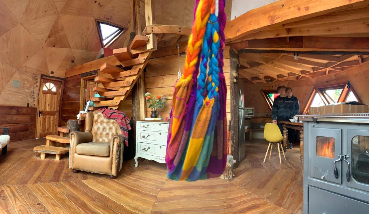 Domo Conguillio Conecta Con Tu Energia Sagrada Junto Al Salto Truful Truful Con Una Vista Majestuosa Que Podras Disfrutar En Una Tinaja Una Experiencia Que Alineara Tu Espiritu Y Tu Energia Interior Vivelo Меліпеуко Екстер'єр фото