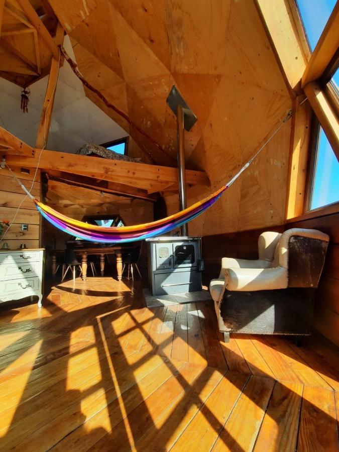 Domo Conguillio Conecta Con Tu Energia Sagrada Junto Al Salto Truful Truful Con Una Vista Majestuosa Que Podras Disfrutar En Una Tinaja Una Experiencia Que Alineara Tu Espiritu Y Tu Energia Interior Vivelo Меліпеуко Екстер'єр фото